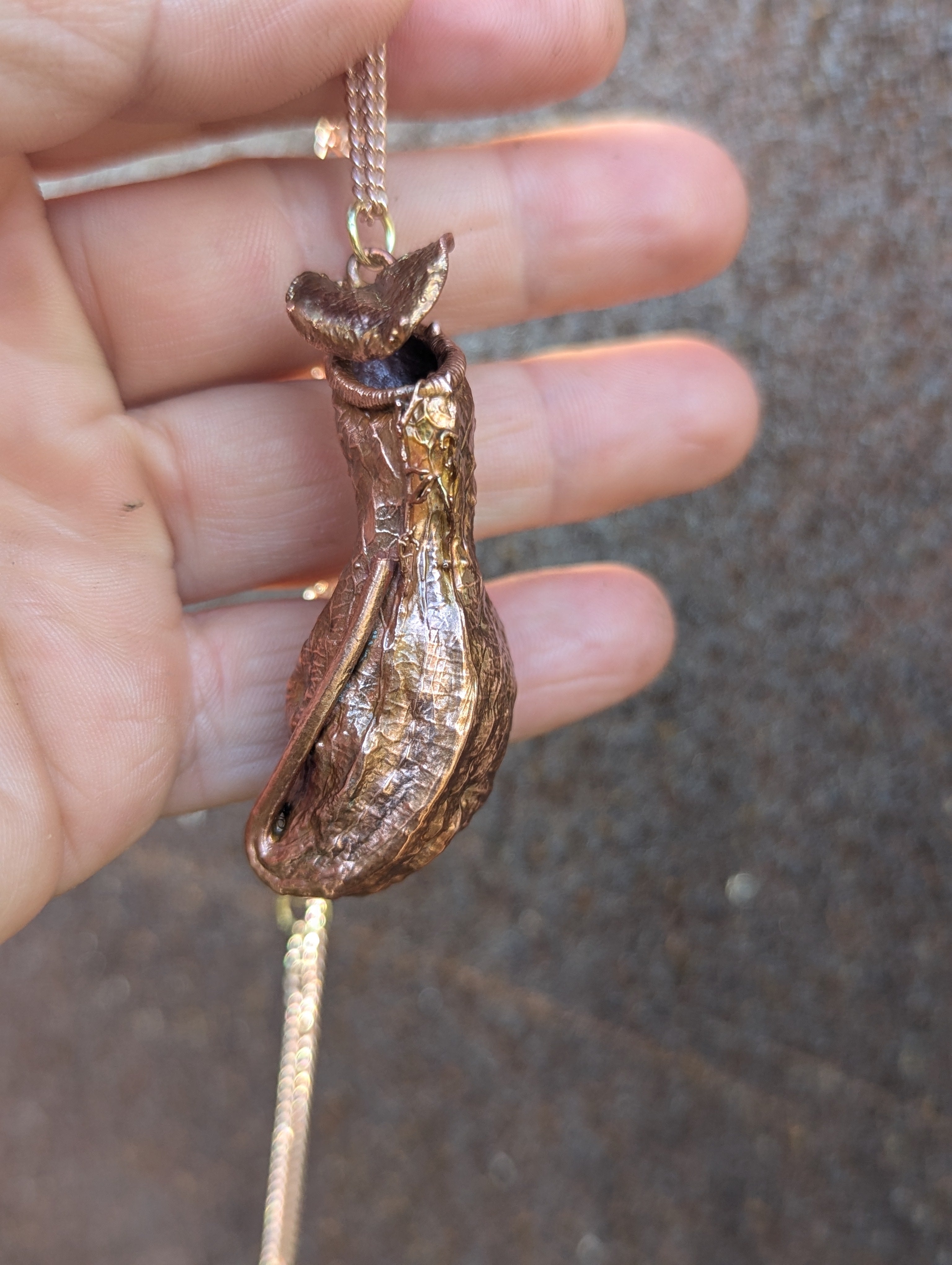 Carnivorous Nepenthes Pitcher Necklace